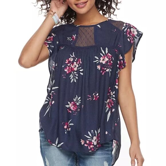 Rewind Juniors' Short Sleeve Flutter Top - Picture 1 of 11